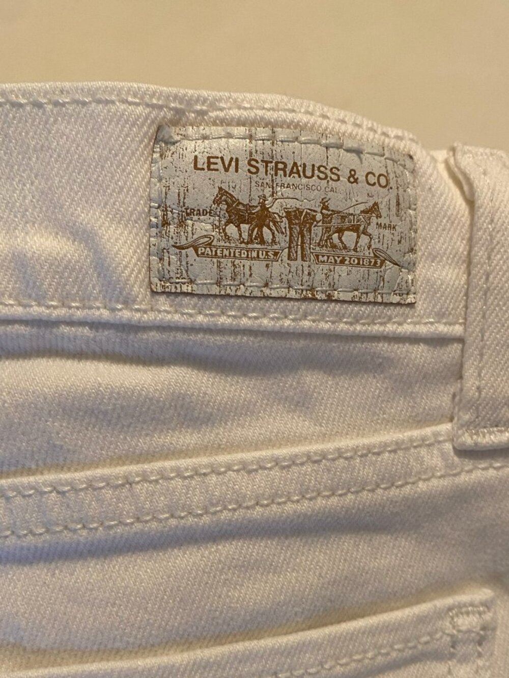 Levi's 524 Too Superlow Skinny Jeans White Stretch Denim Women's 7M - Picture 8 of 8